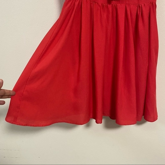 Express Dress Women’s Size 4 Coral Flutter Sleeve Dress - Picture 2 of 11